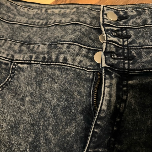 Tinsel Town High Waisted Shorts - Picture 2 of 4